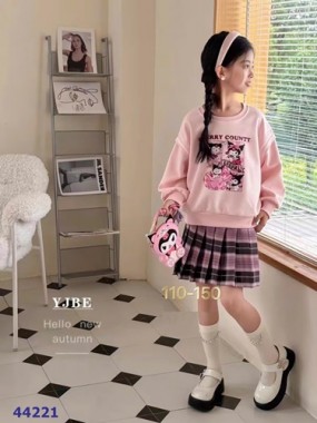 Set váy Hoodie +túi đeo Kuromi