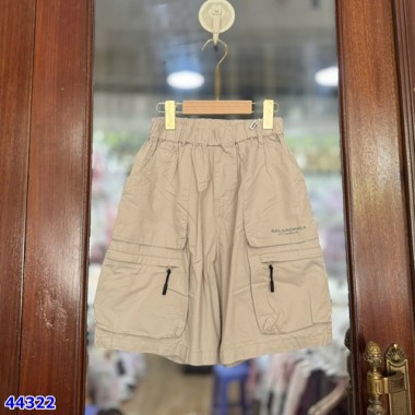 Quần short kaki